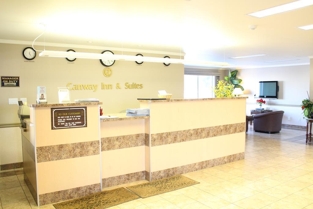 Canway Inn & Suites Dauphin Exteriér fotografie